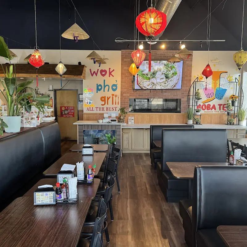 ViVi Pho Arapahoe
