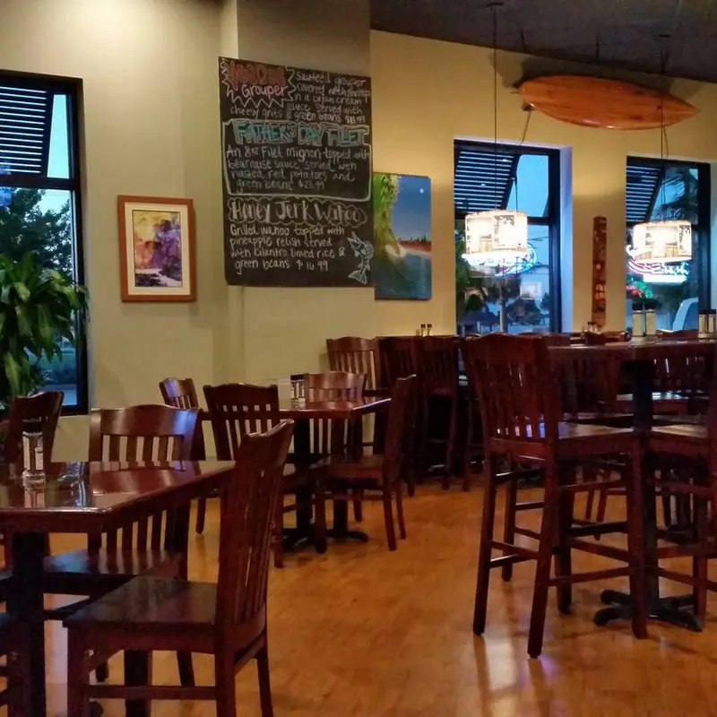 Hula Moon Tiki Grill