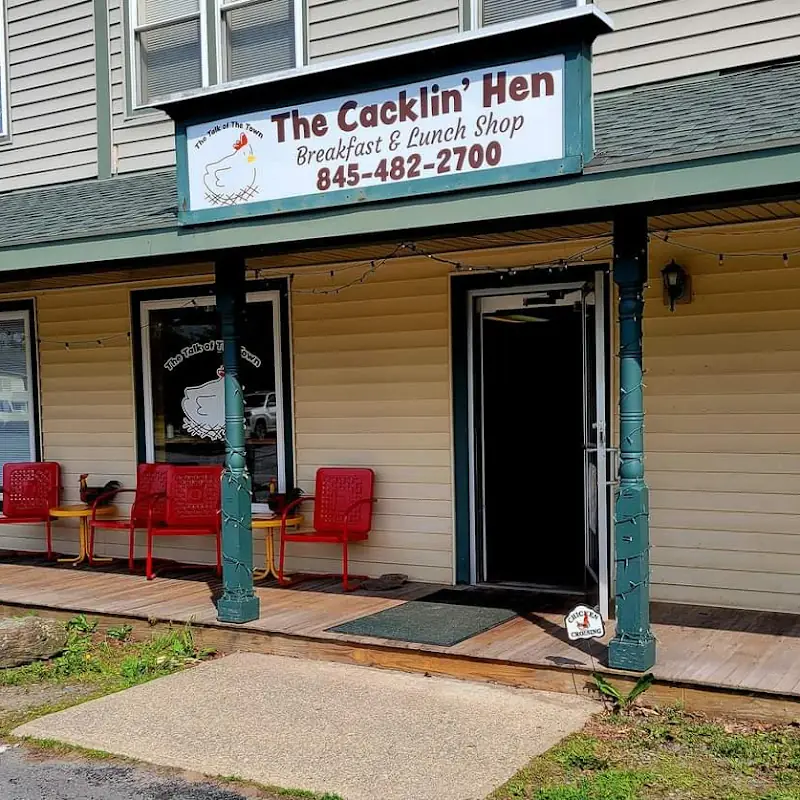 The Cacklin' Hen