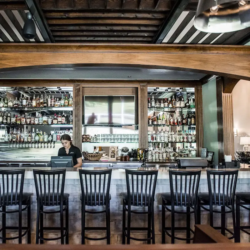 Hickory Restaurant + Bar