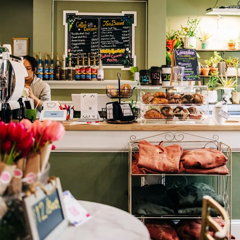 Shake & Bops Botanical Cafe