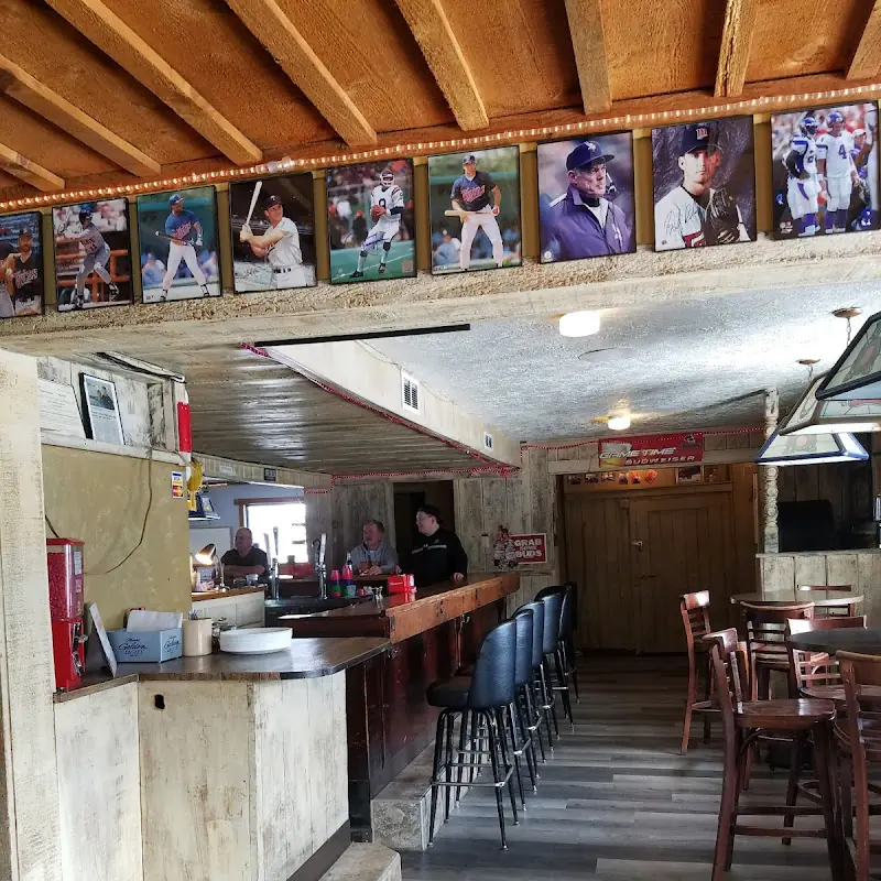 Tolley's Bar and Grill ft Jake's Pizza