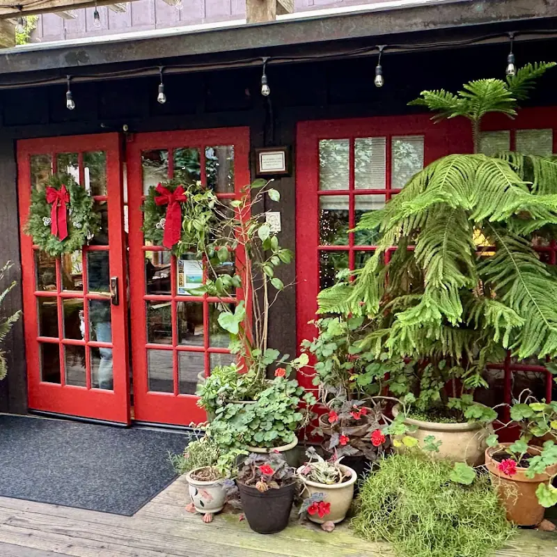 Stanford Inn's Ravens Restaurant