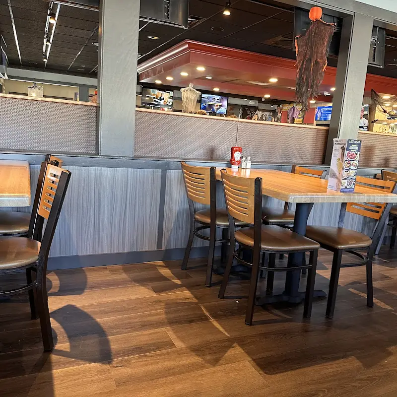 Applebee's Grill + Bar