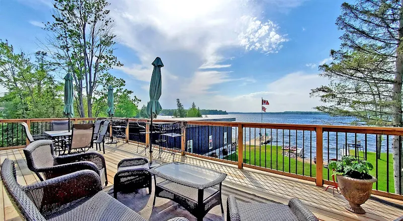 The Burleigh Falls Inn
