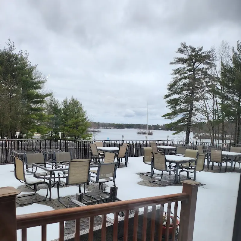 The Draft House Lakeside Bar & Grille