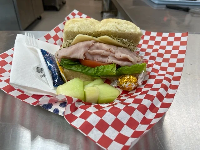 Bacon/Lettuce/Tomato Sandwich