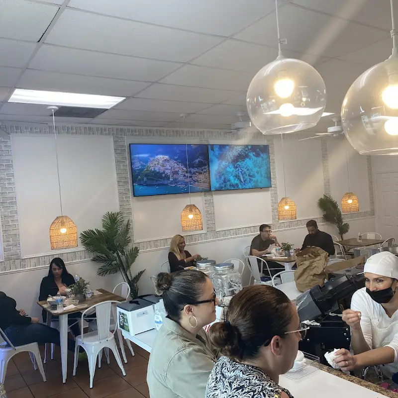 Miami Lunch and Detox