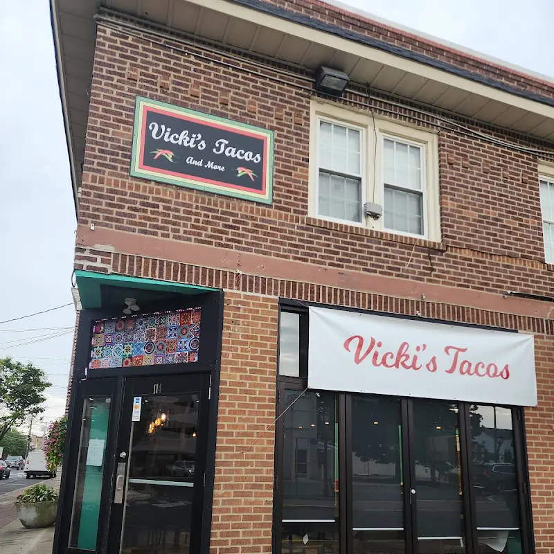Vicki's Tacos And More