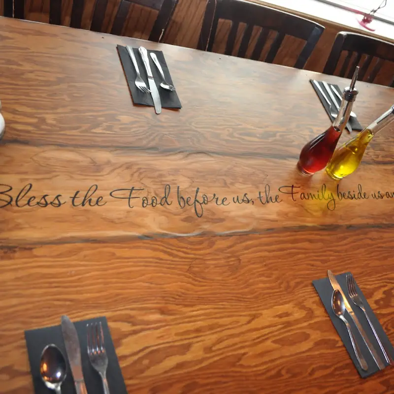 Morluski's Polish & Italian Cuisine