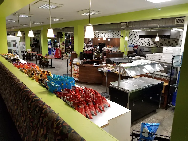 Sandy market & restaurant