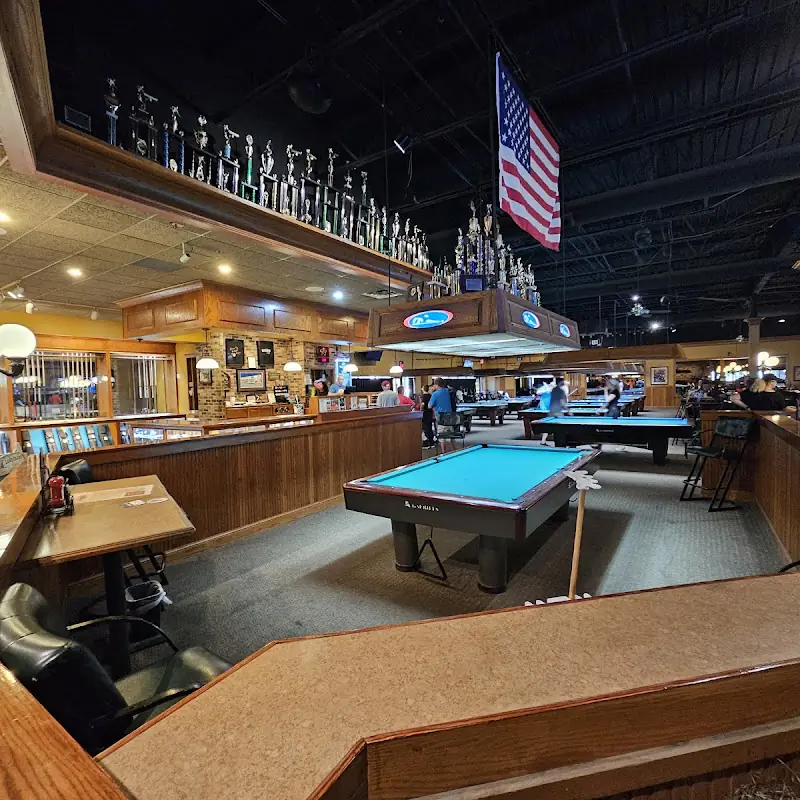 Two Stooges Sports Bar & Grill