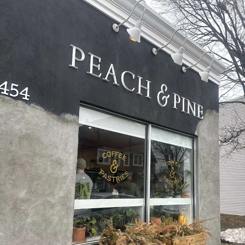 Peach & Pine