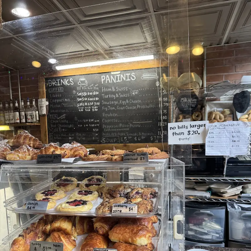Shawn's Cafe & Bakery