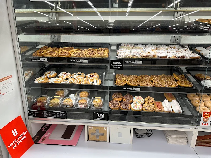 Hy-Vee Bakery