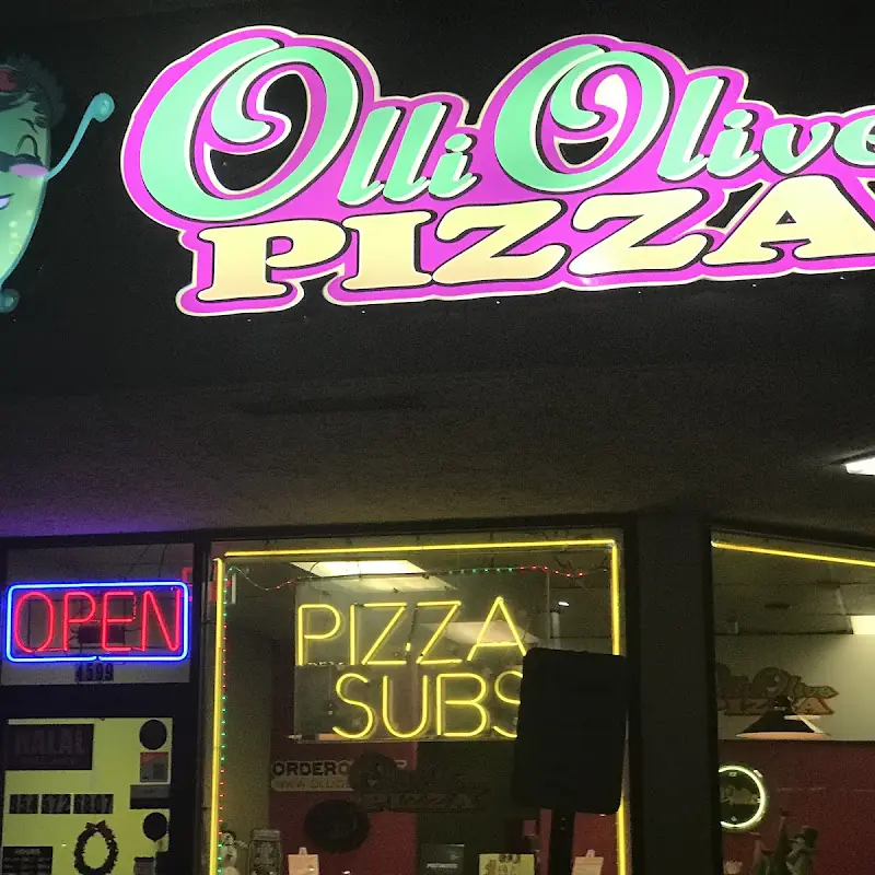 Olli Olive Pizza