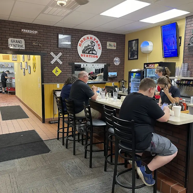 Breakfast Station