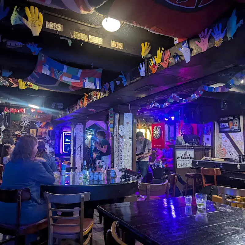 Highlander A British Pub