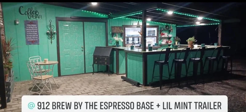 Cafe 912 By The Espresso Base + Lil Mint Trailer