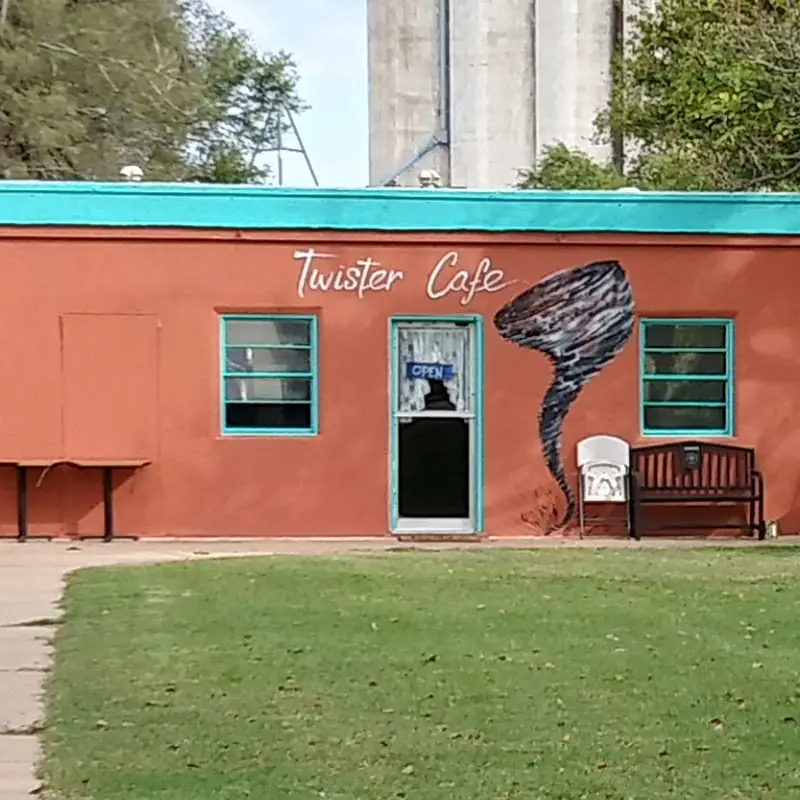 Twister Cafe