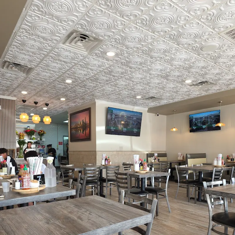 Highland Pho & Grill