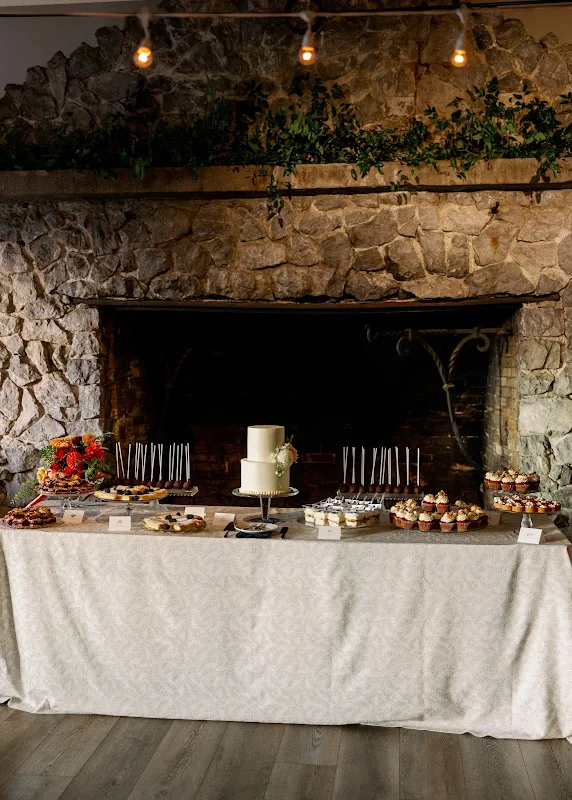 Felicitations Bakery