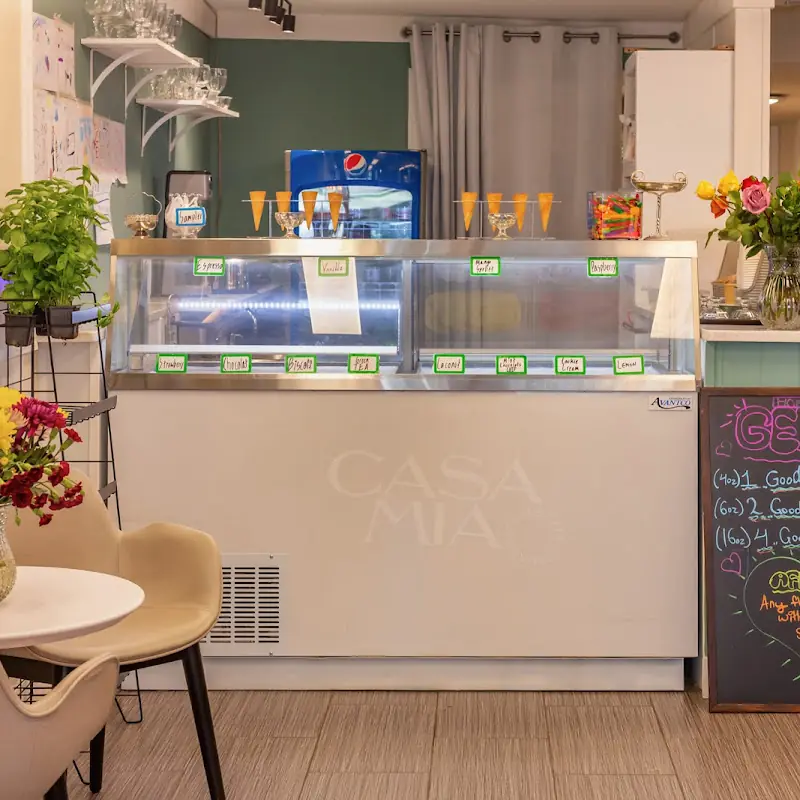 Casa Mia Italian Eatery & Cafe