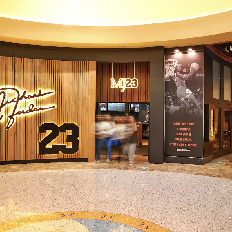 MJ23 Sports Bar & Grill