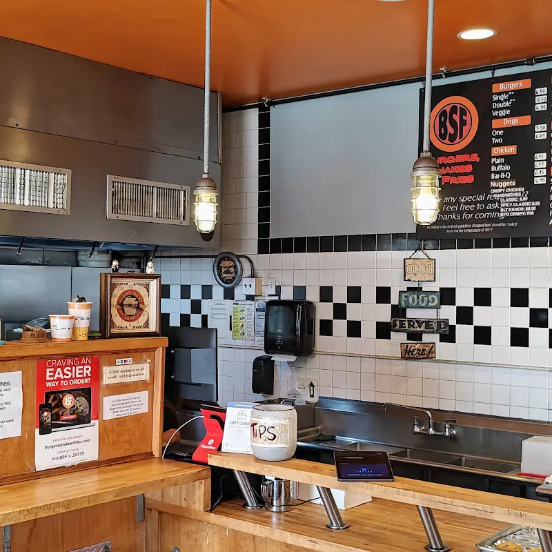 Burgers, Shakes & Fries