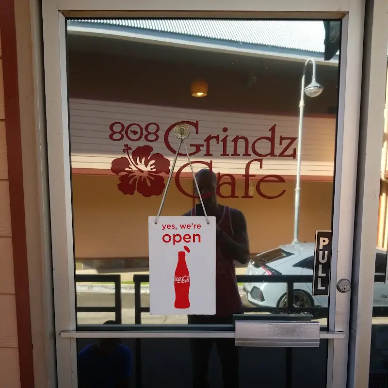 808 Grindz Cafe FoodTruck