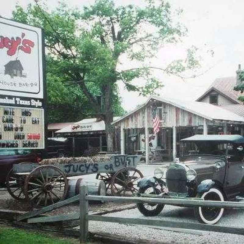 Jucy's Smokehouse Bar-B-Q