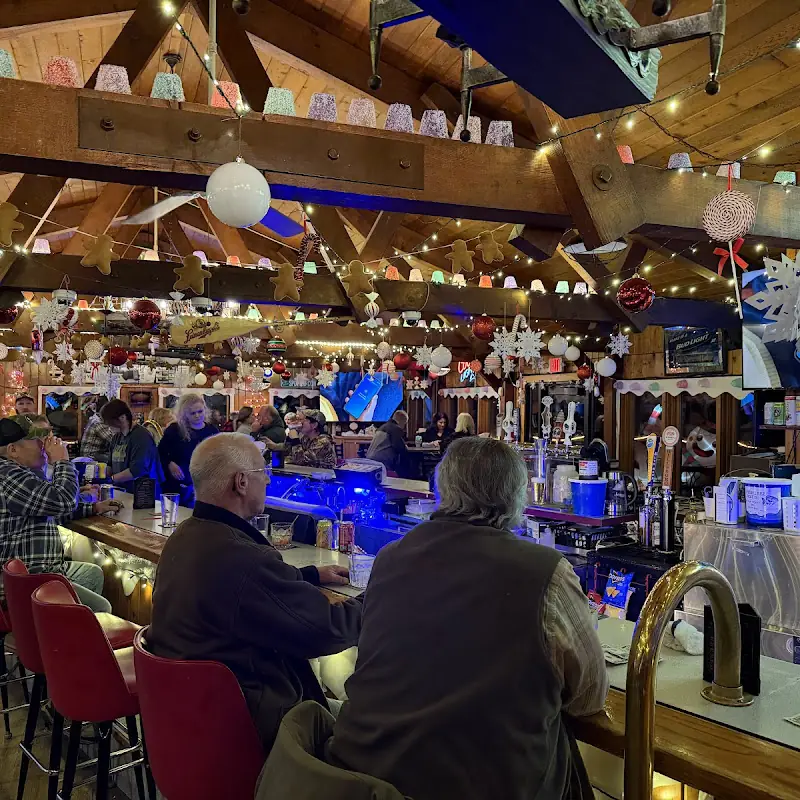 Lake Sherwood Lodge
