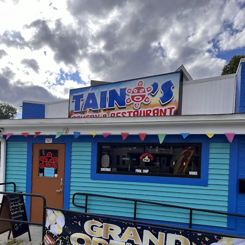 Taínos Bakery & Restaurant
