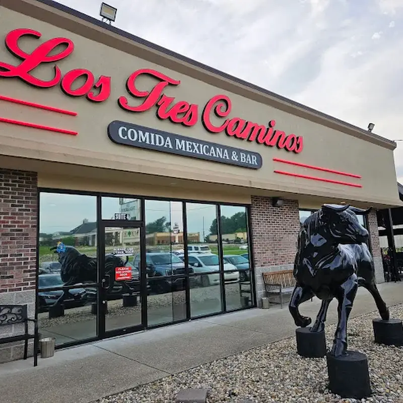 Los Tres Caminos