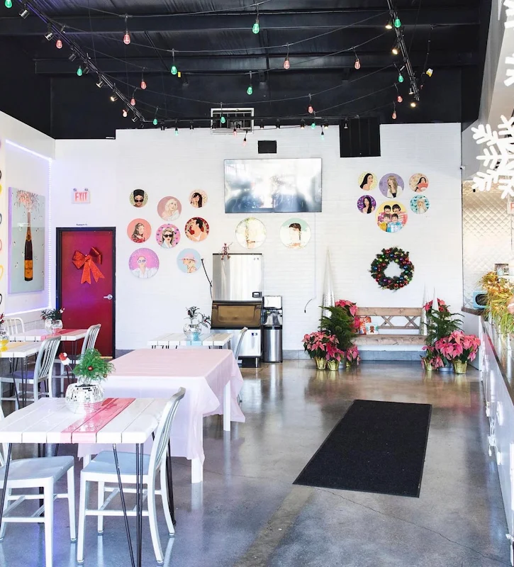 Eloise Market and Cakery
