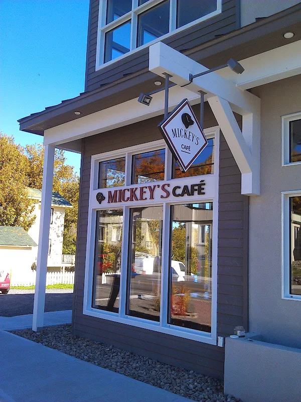 Mickey's Café