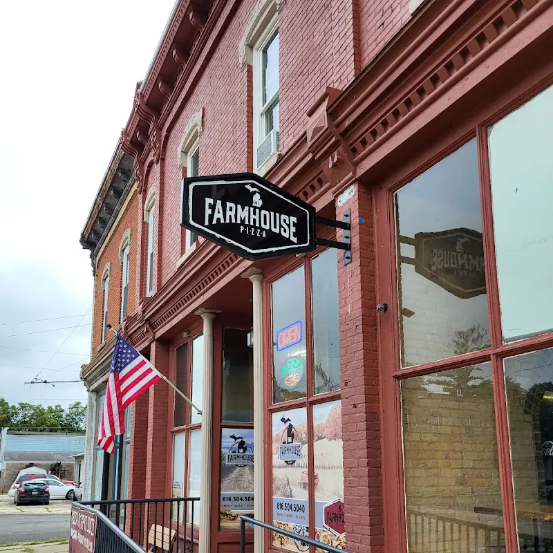 Michigan Farmhouse Pizza