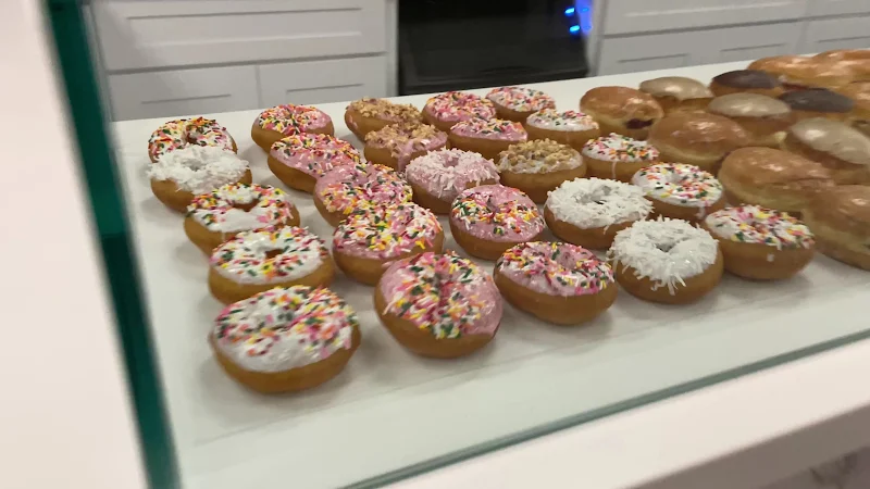 DF DONUTS & COFFEE