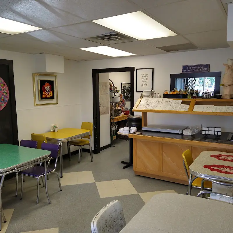 Ali’s Upper Crust