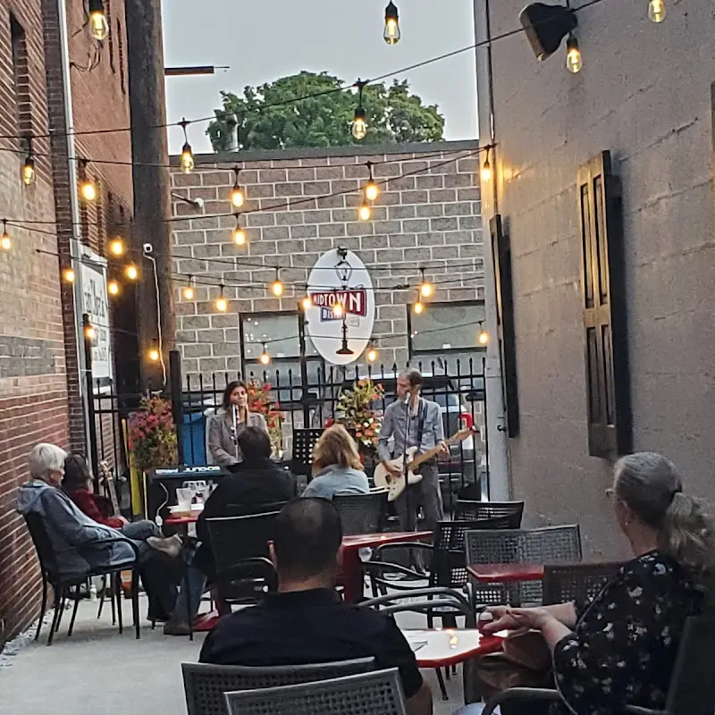 Midtown Bistro