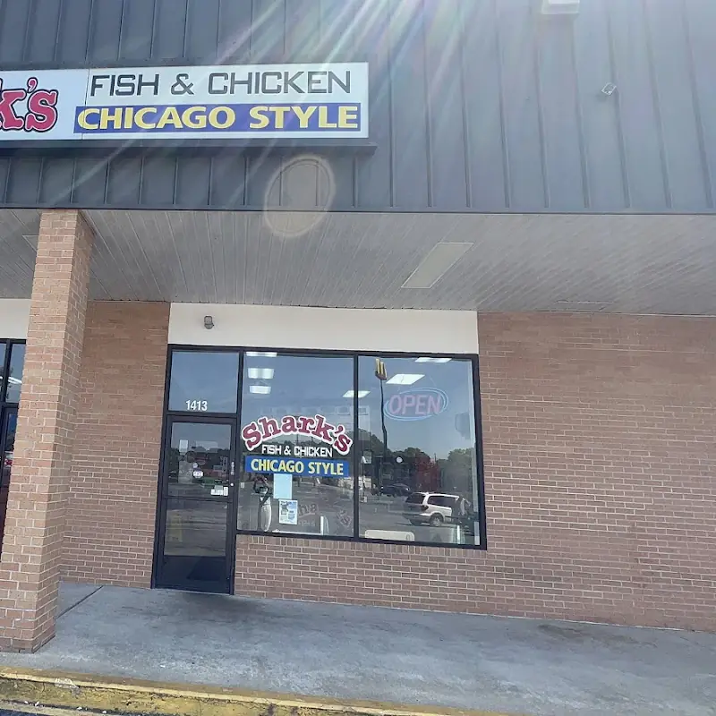 Shark's Fish & Chicken Chicago Style