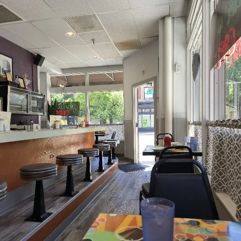 John's Café