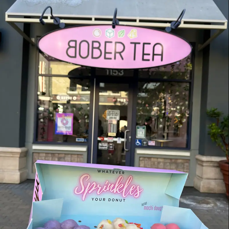 Bober Tea & Mochi