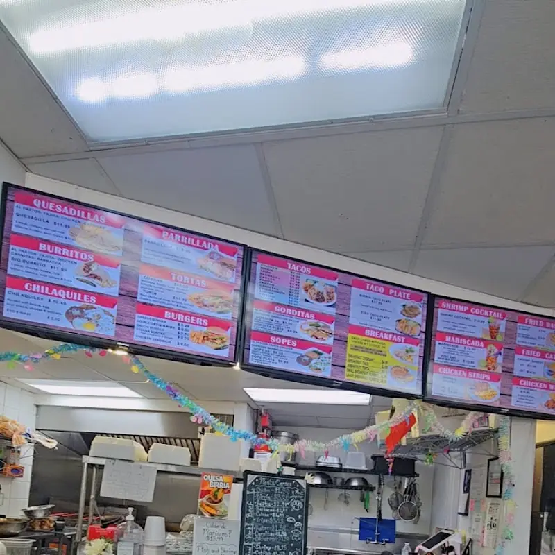 Burrito de Desayuno Grande / Large Breakfast Burrito