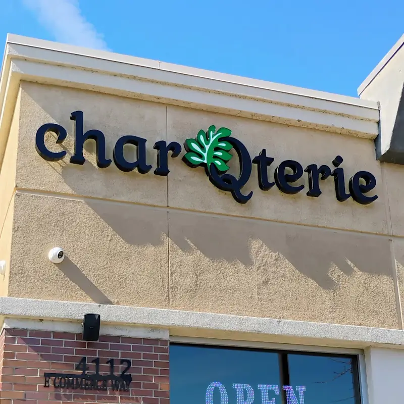 charQterie