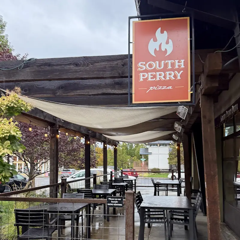 South Perry Pizza