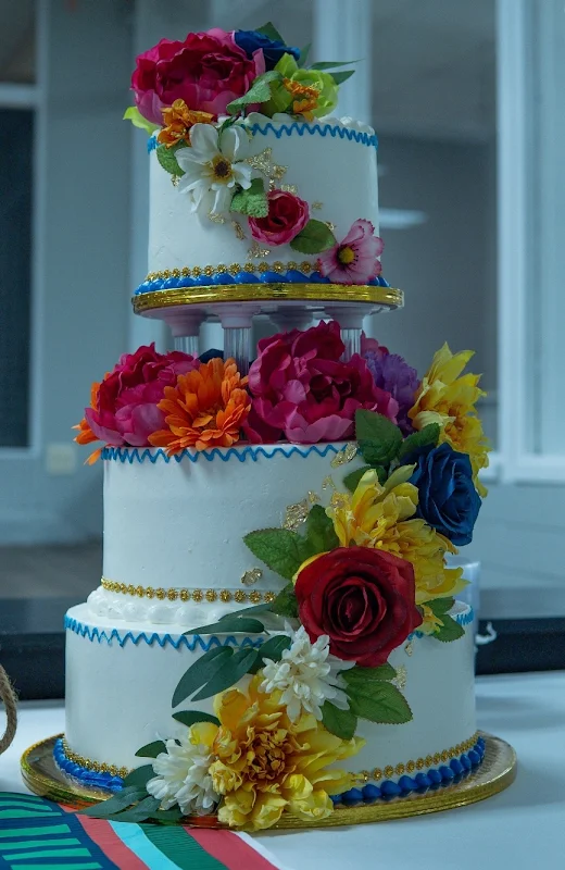 Heidy's Cakes & More Bakery