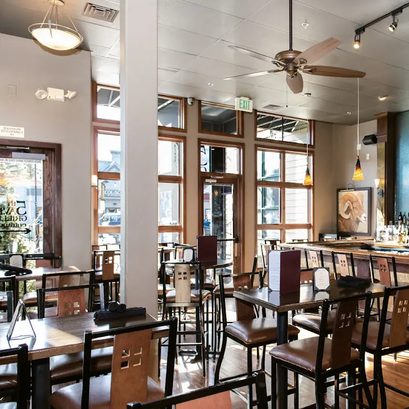 5th Avenue Grille