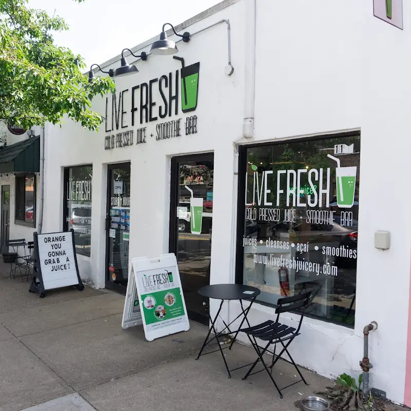 Live Fresh Cold Pressed Juice + Smoothie Bar