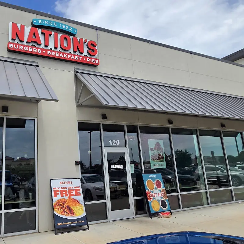 Nation's Giant Hamburgers & Great Pies